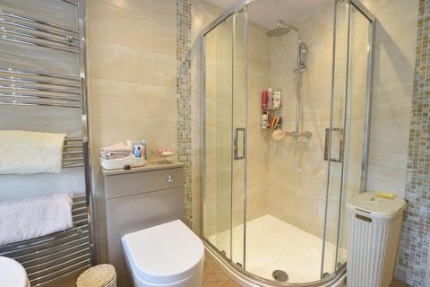 303 Gisburn Road, Barrowford, Nelson, BB9 6AU