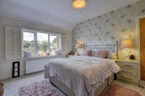 303 Gisburn Road, Barrowford, Nelson, BB9 6AU