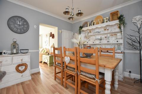 3 bedroom semi-detached house for sale - Bexhill Road, St. Leonards-On-Sea