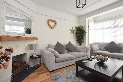 3 bedroom semi-detached house for sale - Bexhill Road, St. Leonards-On-Sea