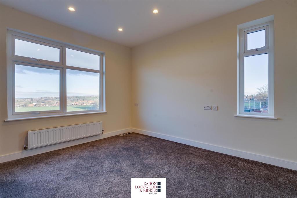 Master Bedroom 1.jpg