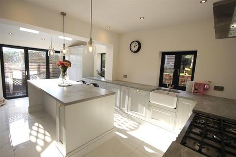 3 bedroom detached house for sale, Daisy Bank Cottage, Prince George Street, Cheadle