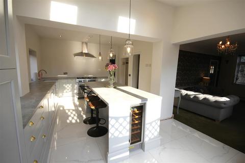 3 bedroom detached house for sale, Daisy Bank Cottage, Prince George Street, Cheadle