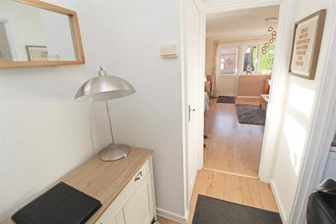 3 Denmead, Two Mile Ash, Milton Keynes, MK8 8HY