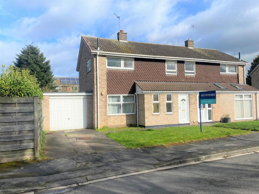Delamere Close, Wigginton, York 3 bed house £295,000