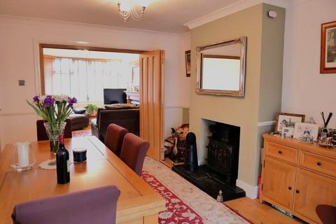3 bedroom semi-detached house for sale - Oxford Rd, Calne