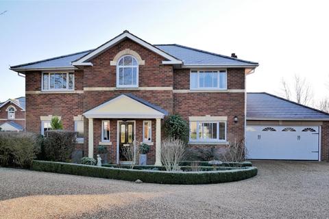 4 bedroom detached house for sale - Meadow View, Stockly Lane, Calne