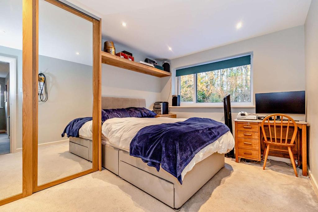 8534860-interior28-800.jpg