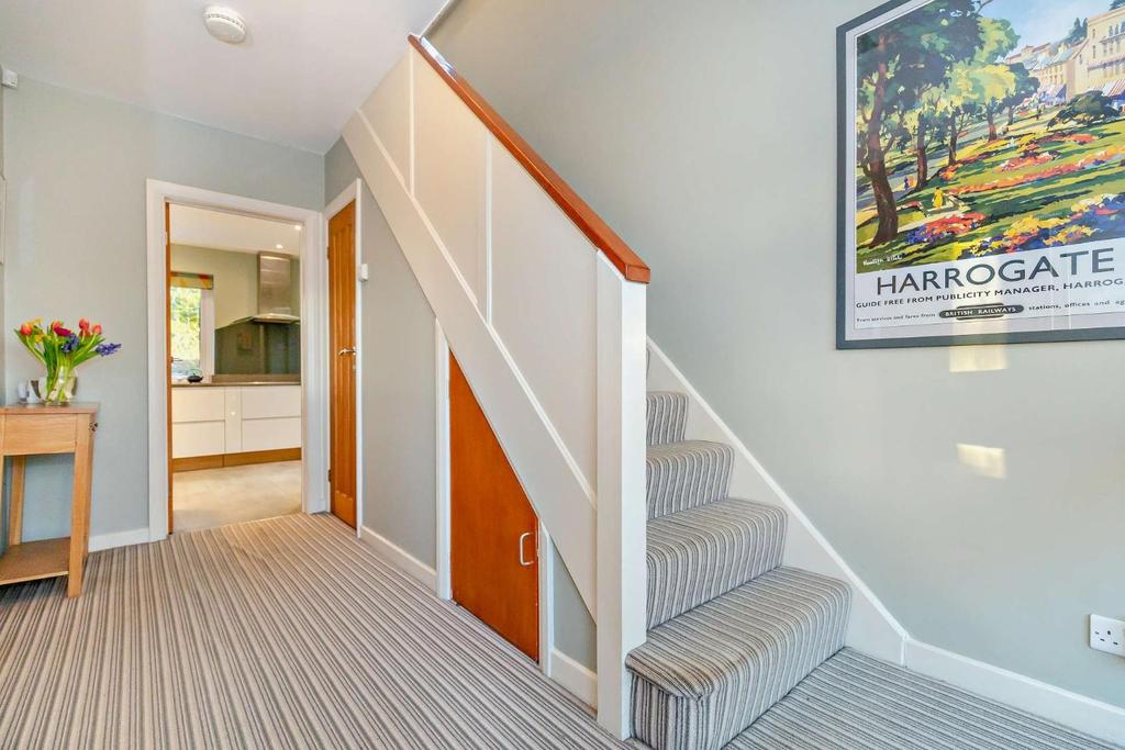 8534860-interior21-800.jpg