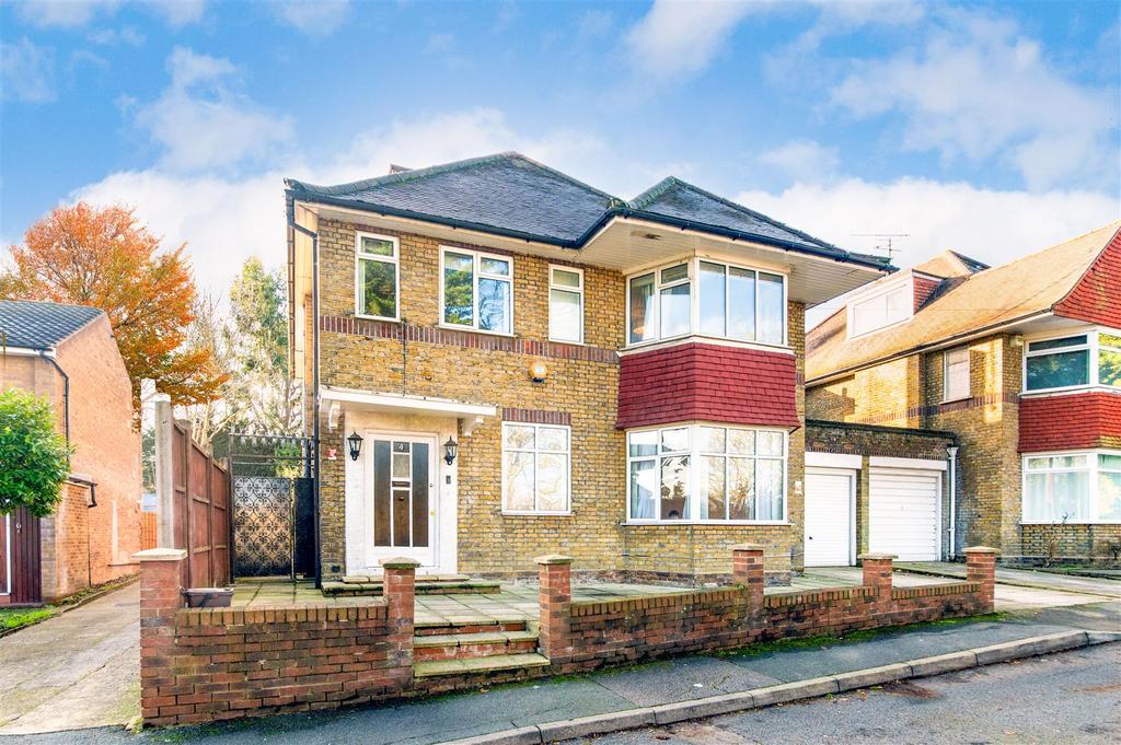 Garrick Drive, Hendon, London 6 bed detached house £1,300,000