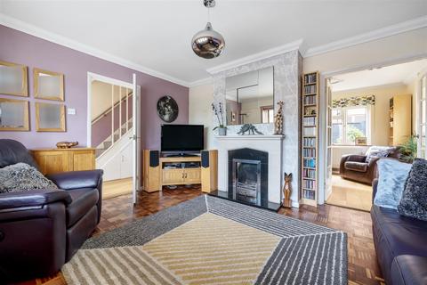4 bedroom detached house for sale - Pinehill Road Crowthorne, Berkshire, RG45 7JD