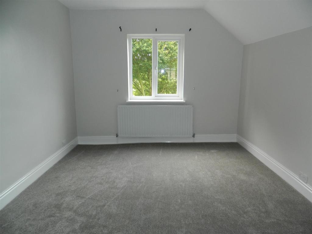 Bed2.JPG