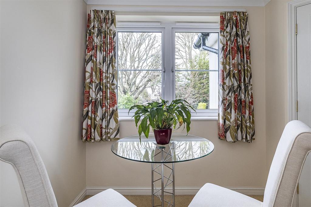 20-lynton-court-005.jpg