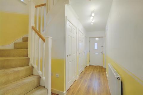 4 Canberra Close, Castle Donington, Derby, DE74 2AF