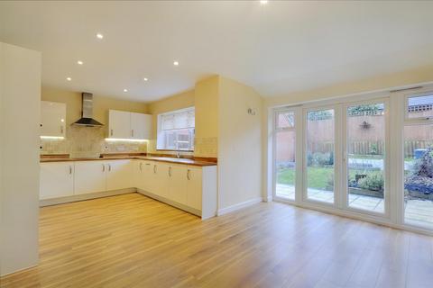 4 Canberra Close, Castle Donington, Derby, DE74 2AF