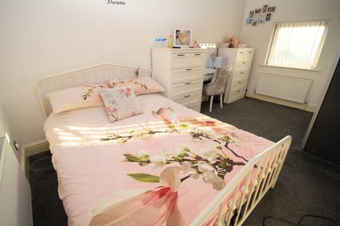 76 Ashbourne Way, Bradford, BD2 4DU