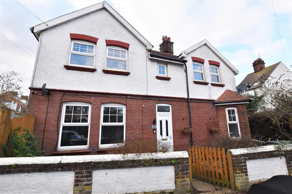 Harbord Road, Cromer 3 bed semidetached house £275,000