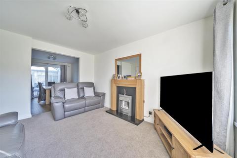 3 bedroom semi-detached house for sale - Heol Y Drudwen, Parc Gwernfadog, Morriston, Swansea