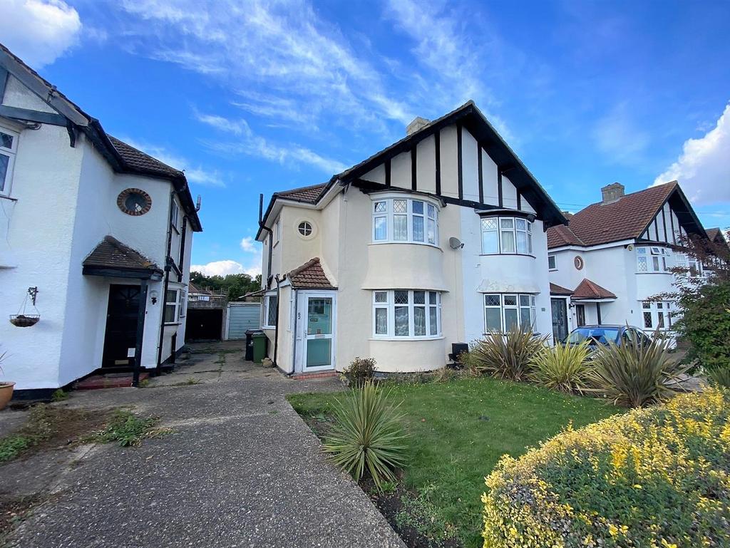 Crest View Drive, Petts Wood 3 bed semidetached house £550,000
