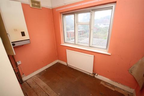 62 Crest View Drive, Petts Wood, Orpington, BR5 1BY