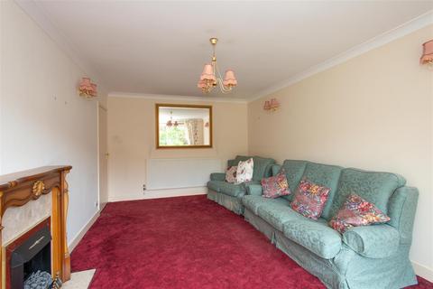 66 Rolleston Avenue, Petts Wood, Orpington, BR5 1AL