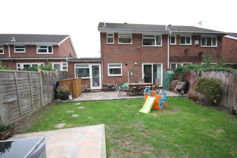 32 Arne Grove, Orpington, BR6 9TT