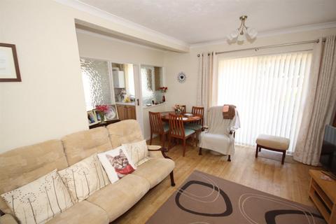 3 Eynsford Close, Petts Wood, Orpington, BR5 1DP