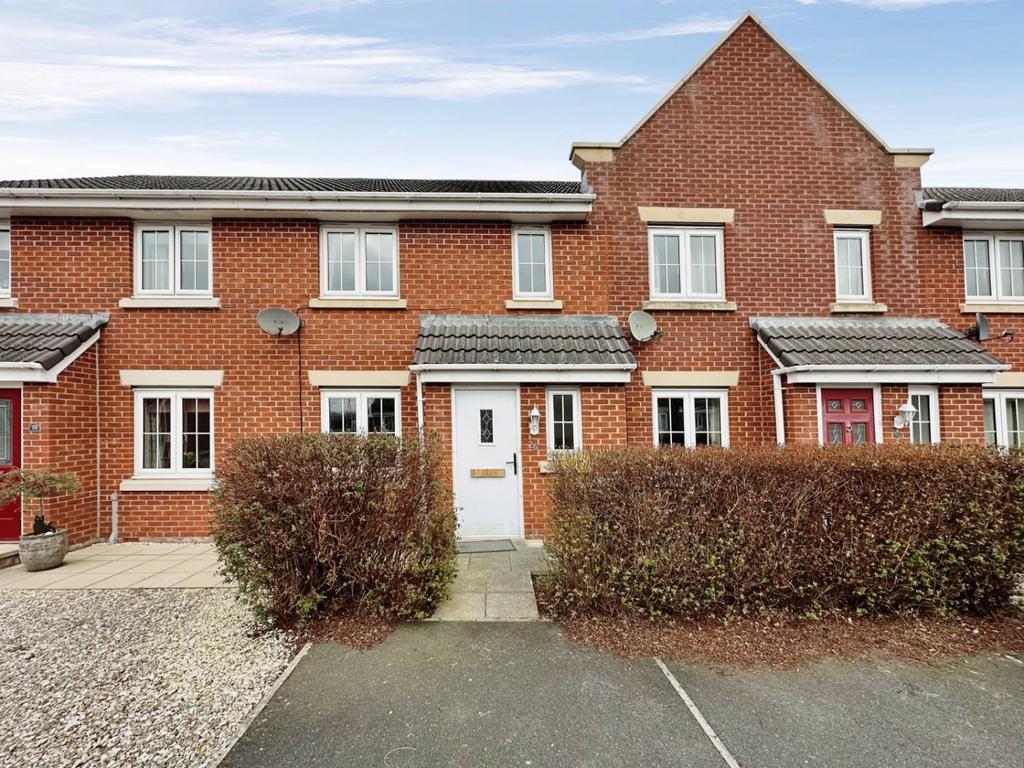 Lowry Gardens, Carlisle, CA3 3 bed terraced house £137,950