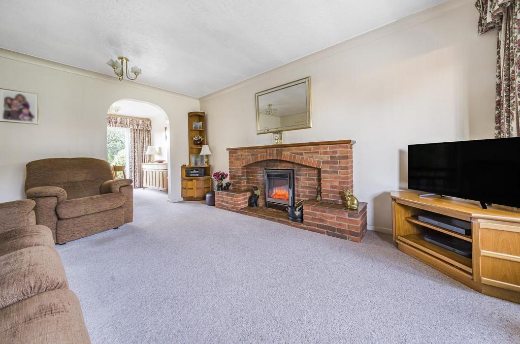 Kielder Close, Valley Park, Chandler's Ford 3 bed detached house for