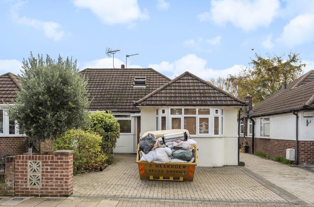 Shepperton Road, Petts Wood 3 bed semidetached bungalow £575,000