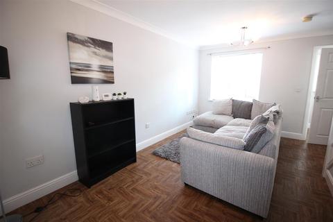 2 bedroom end of terrace house to rent - Church Grove, Darlington