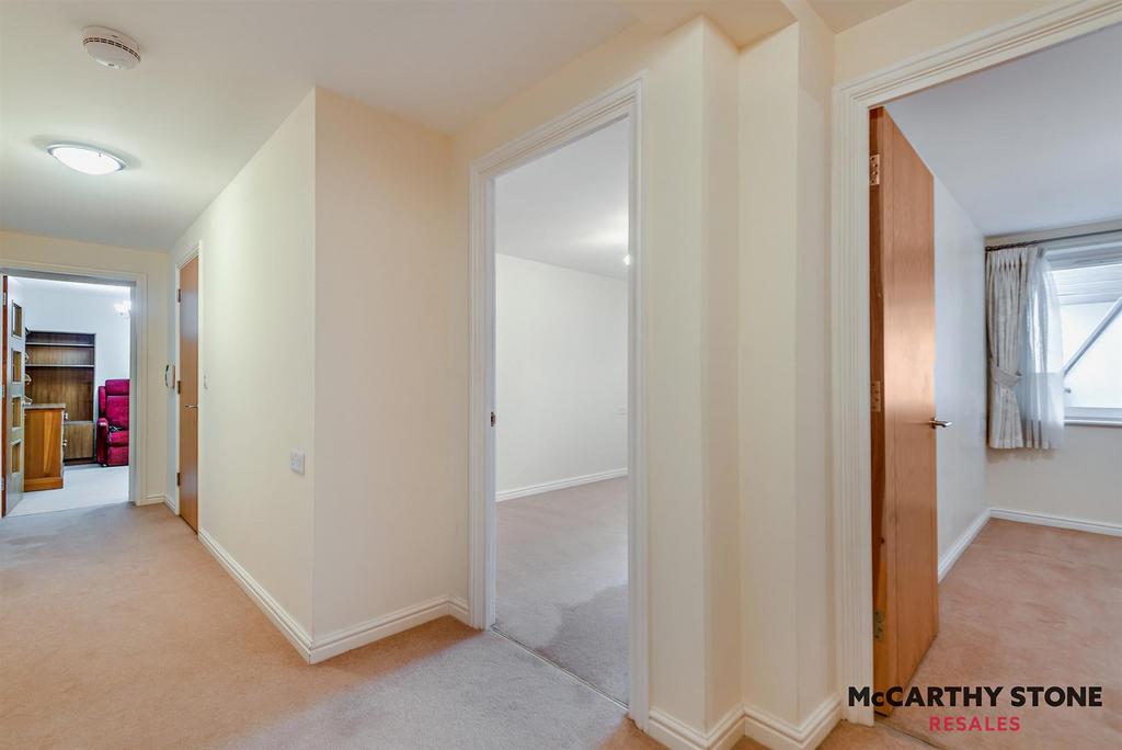 8582293-interior03-800.jpg