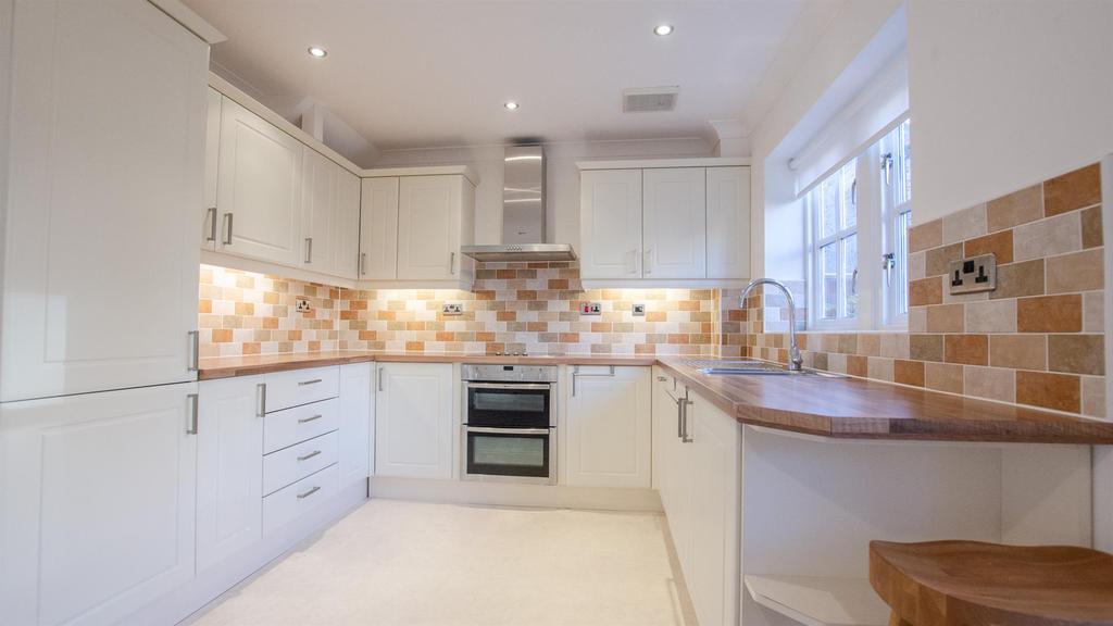 St. Andrew Place, York City Centre, YO1 7BP 3 bed townhouse £1,500