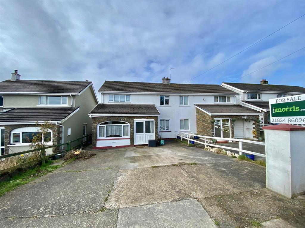 4, Brynhyfryd, Llandissilio 3 bed semidetached house £205,000