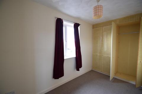 3 bedroom semi-detached house to rent - Redberry Way, South Shields
