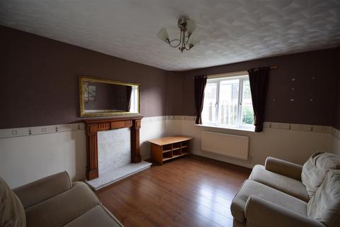 3 bedroom semi-detached house to rent - Redberry Way, South Shields