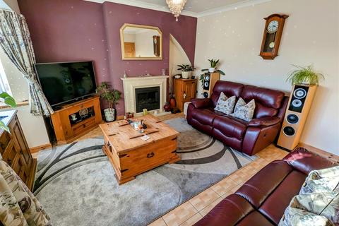 219 Ansley Road, Nuneaton, CV10 8NG