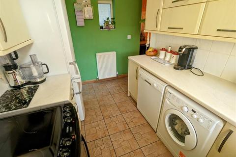 219 Ansley Road, Nuneaton, CV10 8NG