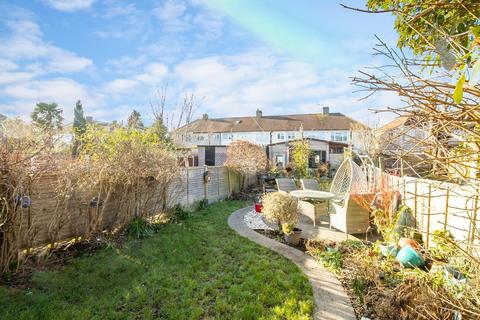 7 Clinton Crescent, Ilford, IG6 3AH