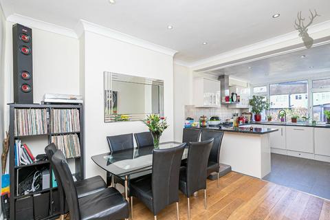 7 Clinton Crescent, Ilford, IG6 3AH