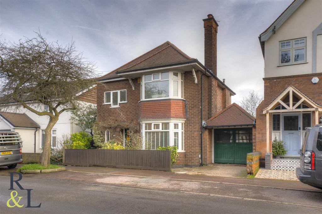 Julian Road, West Bridgford, Nottingham 3 bed detached house £535,000