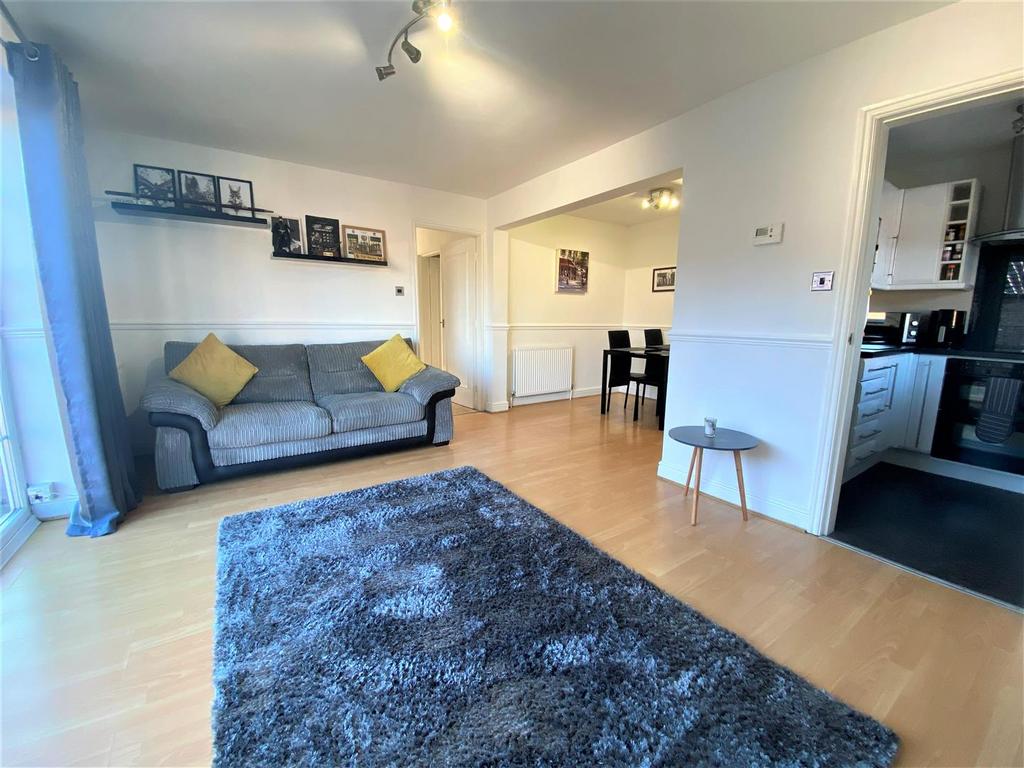 Chapmangate, Pocklington, York 2 bed flat £130,000