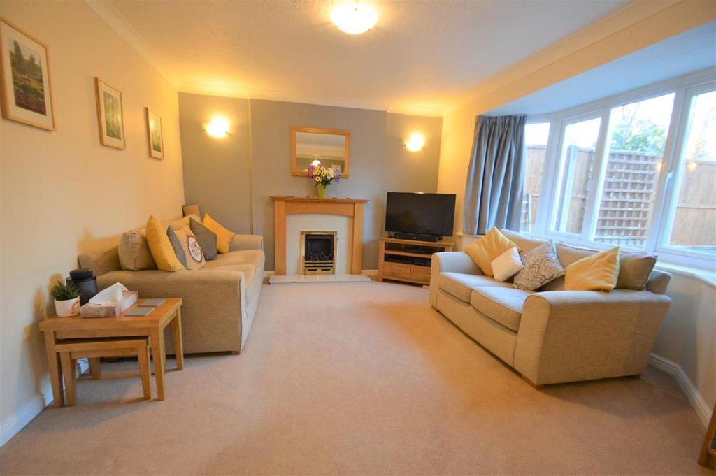 Shackleton Way, Bowbrook, Shrewsbury 4 bed detached house for sale £