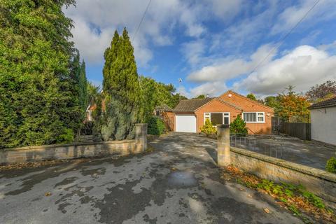 2 bedroom detached bungalow for sale - Nottingham Road, Burton Joyce, Nottingham