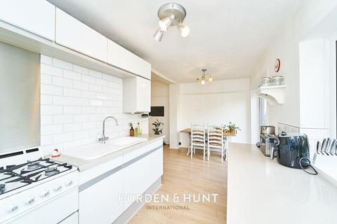 23 Allenby Drive, Hornchurch, RM11 3SA