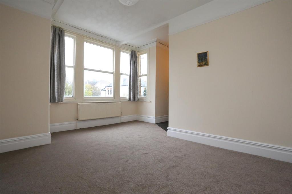 Fonthill Road, Hove 1 bed flat £995 pcm (£230 pw)