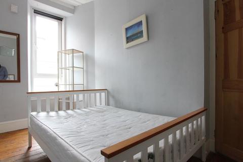 1 bedroom flat to rent - F/L 19 Wallfield Place, Aberdeen AB25 2JR