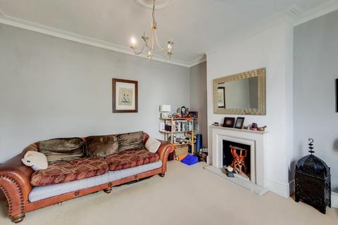 37 Ardfillan Road, London, SE6 1ST