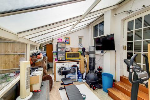 37 Ardfillan Road, London, SE6 1ST