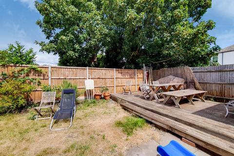 37 Ardfillan Road, London, SE6 1ST